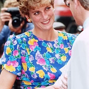 Princess Diana visiting the Lighthouse Project for AIDS Victims in London