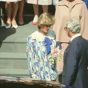 Princess Diana visits the Royal College of Physicians & Surgeons in Glasgow, Scotland Princess Diana visits the Royal College of Physicians & Surgeons in Glasgow, Scotland