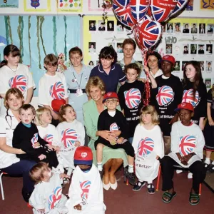Princess Diana with Jamie Poore at Royal Brompton Hospital Print