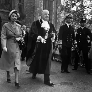 Princess Elizabeth (later Queen Elizabeth II) leaving the Worcester Cathedral with Princess Elizabeth (later Queen Elizabeth II) leaving the Worcester Cathedral with