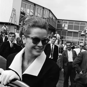Princess Grace of Monaco arrives and London Airport. 13th June 1966 Princess Grace of Monaco arrives and London Airport. 13th June 1966