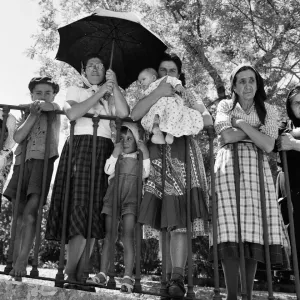 Princess Margaret visits the Duke of Palmelas estate, Portugal Princess Margaret visits the Duke of Palmelas estate, Portugal