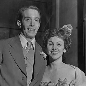 Producer kenneth Tynan and American actress Elaine Dundy after their wedding at St