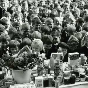 Pupils at Ayr Grammer School during thanksgiving September 1967 Pupils at Ayr Grammer School during thanksgiving September 1967