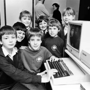 Golcar School Pupils with New Computer Print 1986