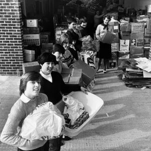 Dene School Pupils Help Polish Appeal, 19th March 1982 Print Dene School Pupils Help Polish Appeal, 19th March 1982 Print