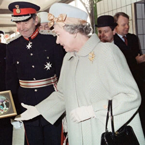 Queen Elizabeth II arrives at Leicester railway station. 9th December 1993
