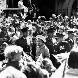 Queen Elizabeth II Returns to St Helens Town Hall, 21st June 1977 Print Queen Elizabeth II Returns to St Helens Town Hall, 21st June 1977 Print