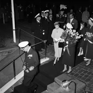 Queen Elizabeth II and Prince Philip, Duke of Edinburgh ending their state visit to Queen Elizabeth II and Prince Philip, Duke of Edinburgh ending their state visit to