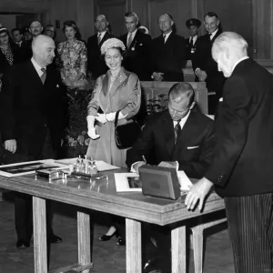 Queen Elizabeth II and Prince Philip, Duke of Edinburgh, visiting Chester Queen Elizabeth II and Prince Philip, Duke of Edinburgh, visiting Chester