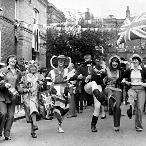 Queen Elizabeth II Silver Jubilee, June 1977 Street party in Radcot