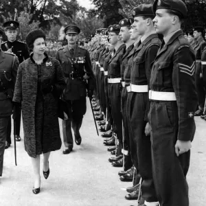 Queen Elizabeth II Inspecting Guard of Honour Print 1962 Queen Elizabeth II Inspecting Guard of Honour Print 1962