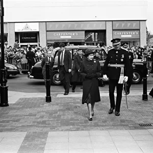 Queen Elizabeth II visits Leamington Spa, Warwickshire. 24th March 1988