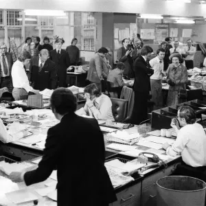 Queen Elizabeth II visits the offices of the Daily Mirror, Holborn office
