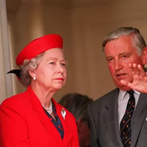 QUEEN ELIZABETH II WEARING RED AT LORDS CRICKET GROUNDS WITH LORD GRIFFITHS - 22 / 06 / 1993