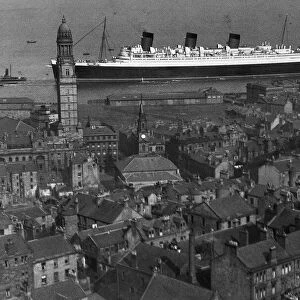The Queen Mary ship sailing past Greenock in March 1936