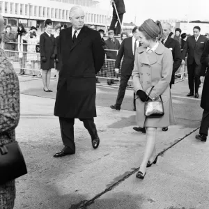 The Queen and Princess Anne, pictured at London Heathrow Airport, 2nd March 1970 The Queen and Princess Anne, pictured at London Heathrow Airport, 2nd March 1970