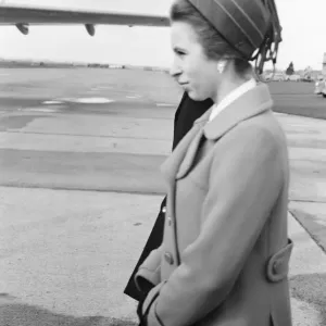 The Queen and Princess Anne, pictured at London Heathrow Airport, 2nd March 1970 The Queen and Princess Anne, pictured at London Heathrow Airport, 2nd March 1970