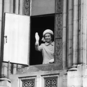 The Queen visits Manchester. Hello Manchester The Queen visits Manchester. Hello Manchester