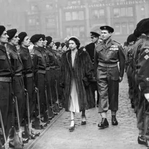 The Queen visits Manchester. Princess Elzabeth conducts an inspection of the guard in The Queen visits Manchester. Princess Elzabeth conducts an inspection of the guard in