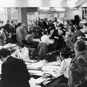 The Queen visits the offices of Daily Mirror Holborn office 26th February 1976 The Queen visits the offices of Daily Mirror Holborn office 26th February 1976