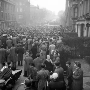 Queues of Arsenal fans ring their Highbury stadium hoping to get a ticket for the FA semi Queues of Arsenal fans ring their Highbury stadium hoping to get a ticket for the FA semi