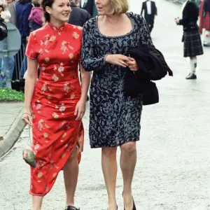 Rachael Stirling et Diana Rigg assistent à la première de Braveheart à Stirling, en Écosse. Rachael Stirling et Diana Rigg assistent à la première de Braveheart à Stirling, en Écosse.