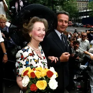 Raine Spencer se casó con el Conde Jean François de Chambrun, que tuvo lugar en.