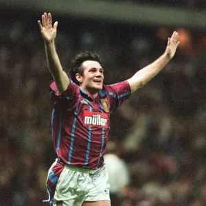 Ray Houghton UEFA Cup match second leg, Aston Villa 1- 0 Inter Milan Ray Houghton UEFA Cup match second leg, Aston Villa 1- 0 Inter Milan