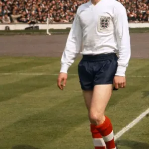Ray Wilson of England walks out on to the pitch at Wembley Stadium May 1963 Ray Wilson of England walks out on to the pitch at Wembley Stadium May 1963