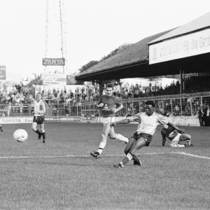 Reading 1-0 Bolton, league division three match at Elm Park, Saturday 5th October 1985 Reading 1-0 Bolton, league division three match at Elm Park, Saturday 5th October 1985