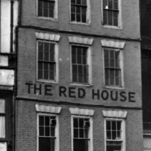 The Red House, Quayside. December 1964 The Red House, Quayside. December 1964