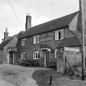 The Red Lion pub in Compton, Berkshire. 4th October 1960