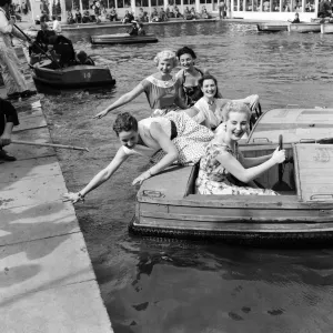 Rehearsals at the speed boat pool Battersea pleasure gardens for the TV broadcast of Rehearsals at the speed boat pool Battersea pleasure gardens for the TV broadcast of