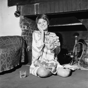 Relaxing at her mothers country home near Reading, was 22-year-old actress Relaxing at her mothers country home near Reading, was 22-year-old actress