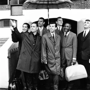 Rest of the World Football Team, to face England at Wembley Stadium (23 / 10 / 1963) Rest of the World Football Team, to face England at Wembley Stadium (23 / 10 / 1963)
