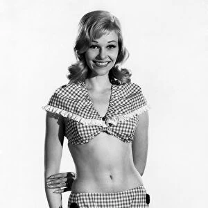 Reveille fashions 1962: Jo Waring. June 1962 P011082