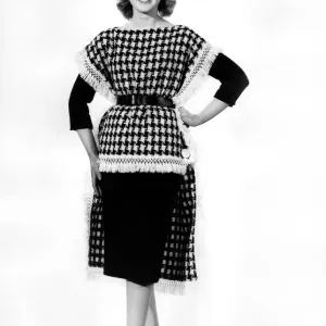 Reveille fashions. March 1960 P009009 Reveille fashions. March 1960 P009009