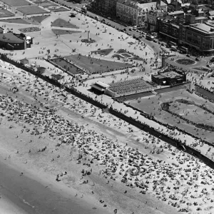 Rhyl, a seaside resort town and community in the county of Denbighshire Rhyl, a seaside resort town and community in the county of Denbighshire
