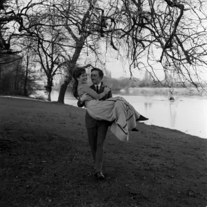 Richard Pasco and Barbara Shelley January 1964 play young lovers in the film The Gorgon Richard Pasco and Barbara Shelley January 1964 play young lovers in the film The Gorgon