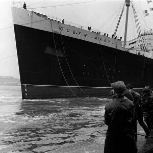 RMS Queen Mary - October 1967, ties up at Southampton for the last time