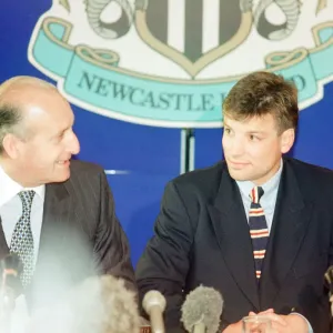 Rob Andrew signs for Newcastle Gosforth Rugby Club, news press conference at St James Rob Andrew signs for Newcastle Gosforth Rugby Club, news press conference at St James