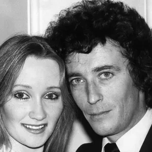 Robert Powell with Yvonne Elliman Print (00148)