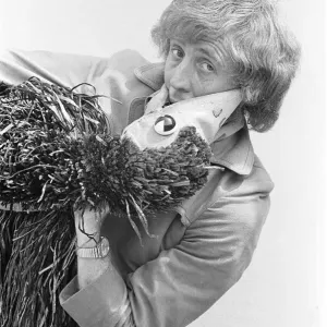 Rod Hull and Emu seen here on Clactons beaches before going on to perform at the end