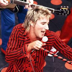 Rod Stewart and his band during rehearsals for his 1980 European tour