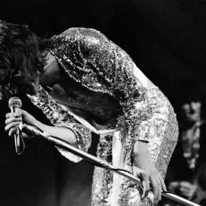 Rod Stewart onstage. The Faces featuring Rod Stewart perform at The Reading Rod Stewart onstage. The Faces featuring Rod Stewart perform at The Reading