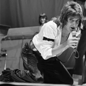 Rod Stewart performing on stage in Helsinki, Finland, during his European Tour 1976 Rod Stewart performing on stage in Helsinki, Finland, during his European Tour 1976