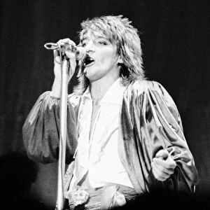 Rod Stewart performing on stage at the Odeon in Birmingham 30th November 1976