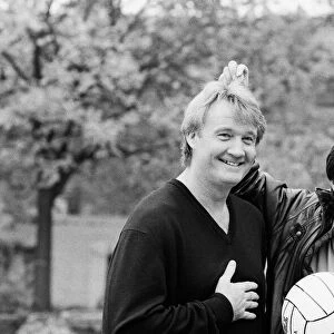Rodney Marsh (left) and George Best (right) pictured together in 1987