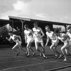 Roger Bannister, British Athlete runs the first sub 4 minute mile